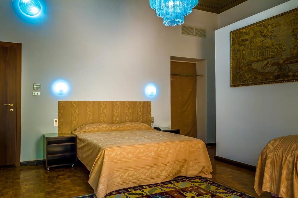 Luisa Hotel 2*