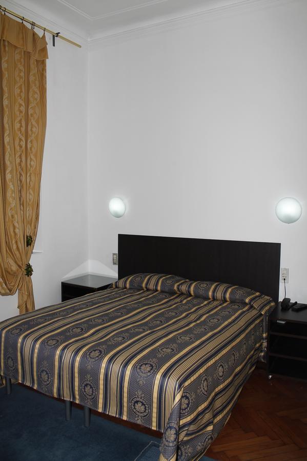 Luisa Hotel 2*